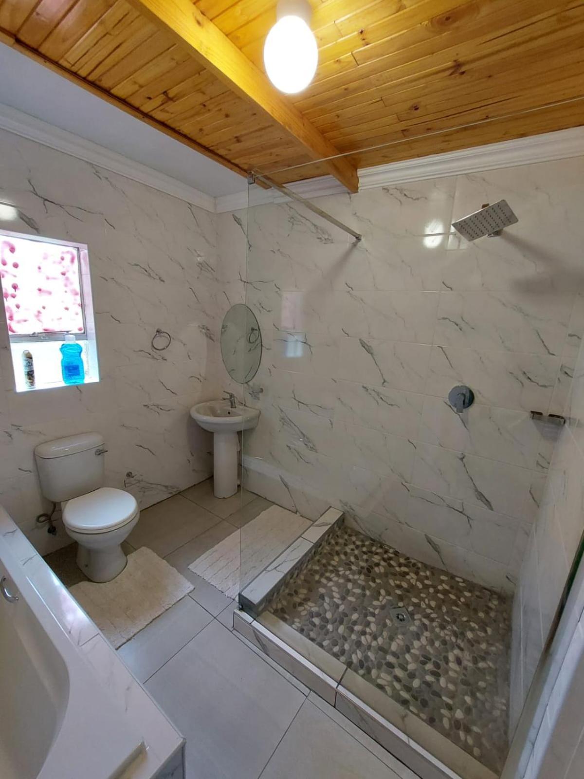 Lion Rock View Guesthouse Maseru Ngoại thất bức ảnh